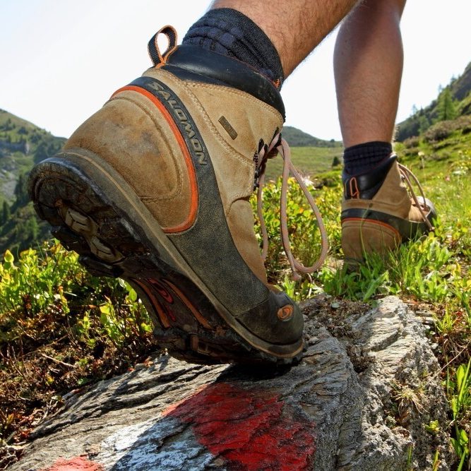Hiking tour to Uhum & Hayat